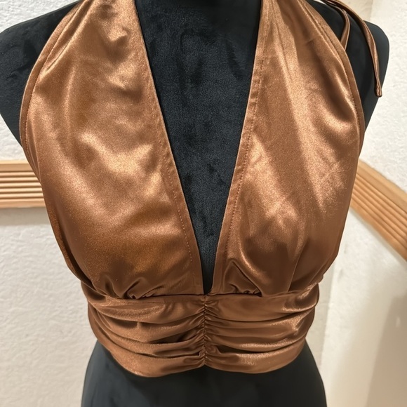 Brown halter top size M!! - Picture 3 of 5